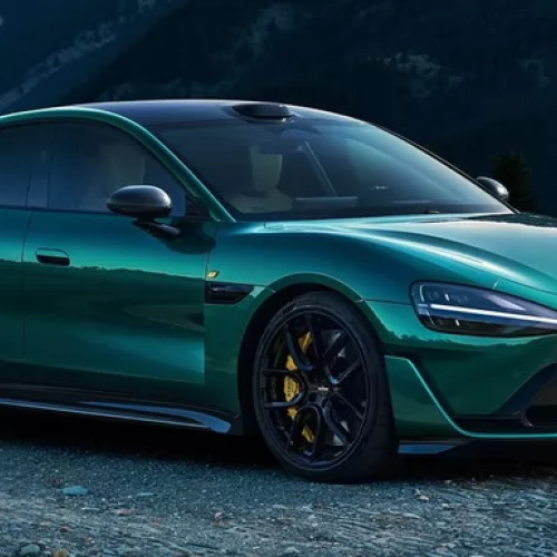 Xiaomi cucerește Nurburgringul: record pentru cea mai rapidă mașină electrică de serie