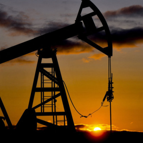 Creșterile la prețul petrolului, peste 9%, după atacurile din Orientul Mijlociu