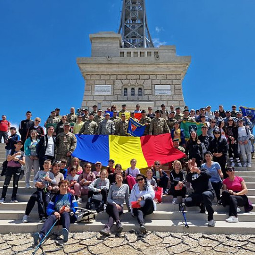 expeditie simbolica pentru ziua drapelului national la sfantu gheorghe