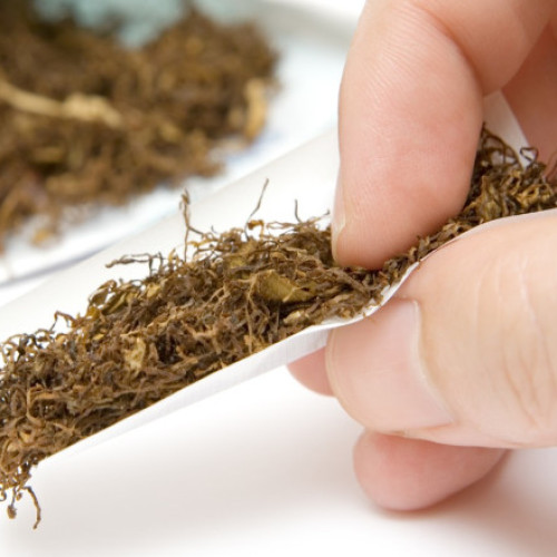 comisia europeana ia în calcul o majorare semnificativă a taxei la tutun