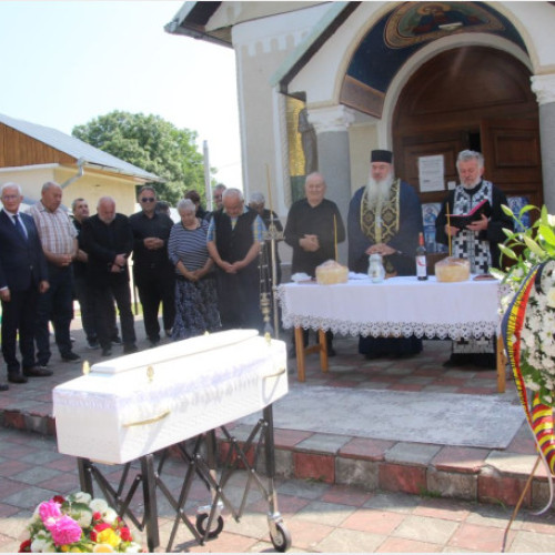 Miron Pompiliu a fost reinhumat în satul său natal, Stei