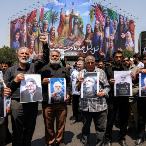 Israelul a lansat un atac militar asupra Iranului, care s-a dovedit a fi mai amplu și mai intens decât cele două operațiuni realizate în anul precedent. Potrivit BBC, această acțiune pare să fi împrumutat o parte din strategia folosită de Israel în ofensiva împotriva Hezbollah din Liban, desfășurată în noiembrie 2024.