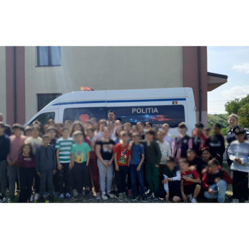 protecția comunității: campanie de informare desfășurată de polițiștii din dragomirești