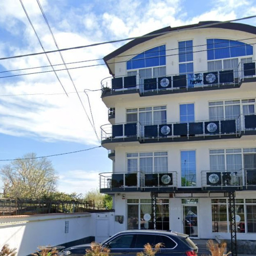 hotel Marina Bay din Năvodari, disponibil pentru achiziție și închiriere sezonieră