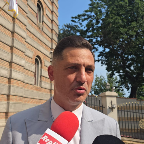 Florinel Coman și Ioana Timofeciuc și-au spus „DA” în fața oficiului religios la Constanța