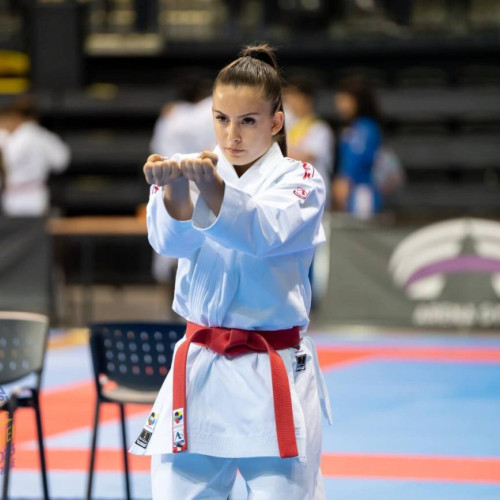 Isabella Costanzo și Cristian Rareș Hăbeanu, campionii Dâmboviței, vor lupta pentru România la Campionatul European de Karate EKF
