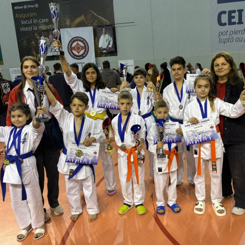 Clubul de karate Oyama Constanța a obținut rezultate deosebite la ediția a 10-a a Cupei Kontact Karate