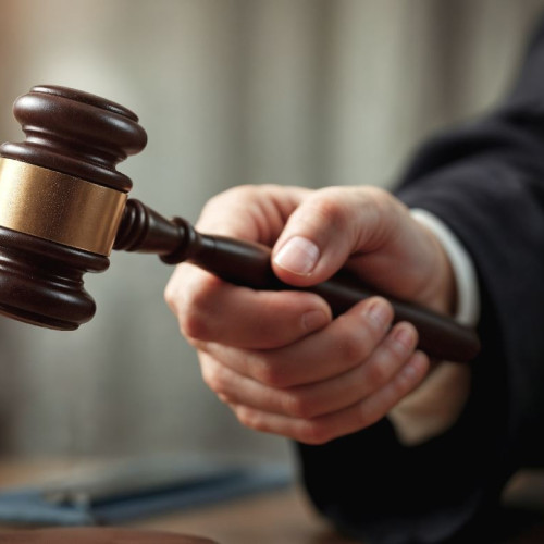 apărare și licitații anunțate pentru apartamente în navodari