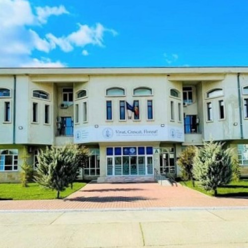 Universitatea Ovidius din Constanța va construi o centrală fotovoltaică pentru energie verde