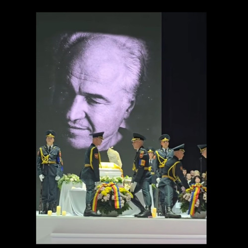 Sute de oameni la funeraliile maestrului Eugen Doga în Chișinău