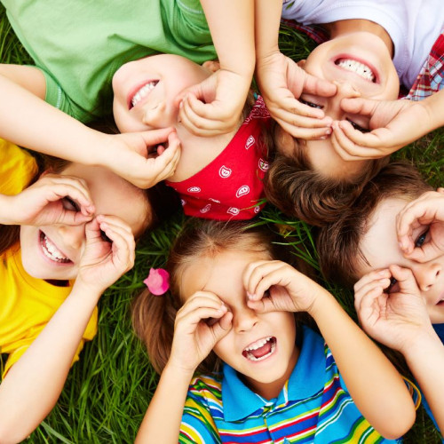 Instituția culturală din Constanța organizează duminică, 1 iunie 2025, o serie de evenimente speciale pentruZiua Copilului. Începând cu ora 10.00, muzeul va găzdui activități care pun accent pe creativitate și pe explorarea patrimoniului cultural local, inclusiv arte plastice și arhitectură.