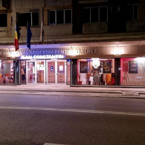 Centul multifunctional educativ pentru tineret Jean Constantin sărbătorește 7 ani de activitate