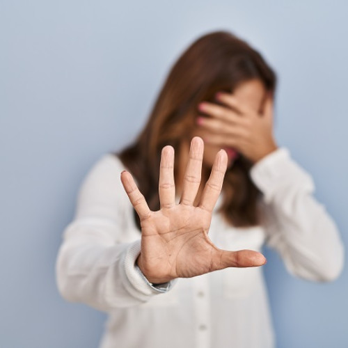 magistrați cercetează un preot pentru suspiciuni de viol asupra unui minor