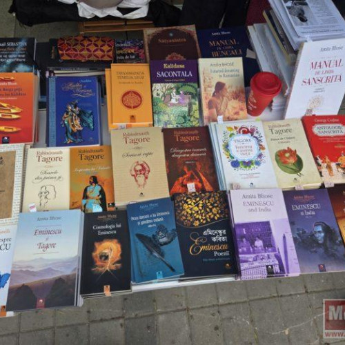 O punte culturală între India și România: povestea Amitei Bhose și a editurii „Cununi prin stele”