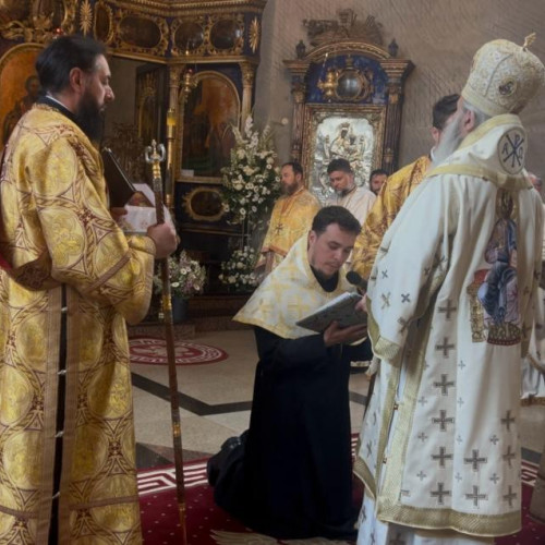 profesor din Botoșani devenit diacon și urmează să fie hirotonit preot