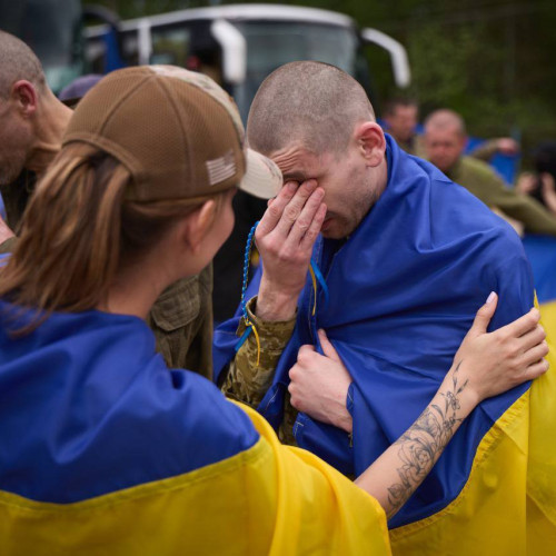 experți ucraineni: schimburile de prizonieri continuă între Ucraina și Rusia