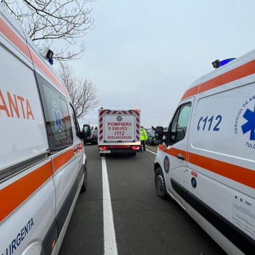accident grav în județul tulcea: trei persoane rănite și blocaj rutier în zona cerna