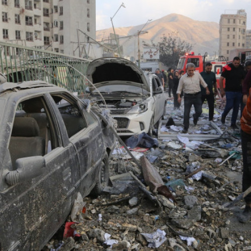 lovituri israeliene peste iran: teama și incertitudine în teheran