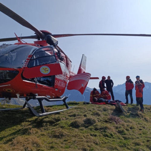 Femeie rănită în Munții Făgăraș după ce a alunecat pe zăpadă