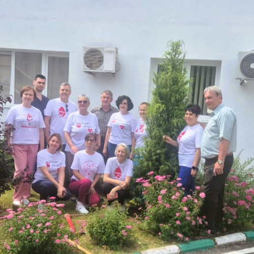 Ziua mondială a donatorului de sânge, sărbătorită în Târgoviște prin plantarea unui copac