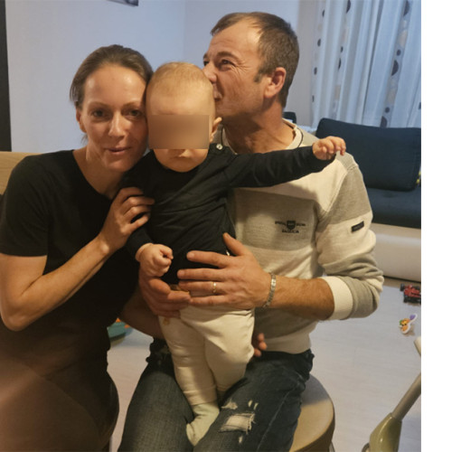 O mamă din Tulcea, diagnosticată cu cancer mamar, are nevoie urgentă de ajutor. Sorin Andrici, jandarm tulcean cunoscut pentru campaniile sale umanitare, a făcut un apel pentru sprijin pe rețelele sociale. El cere ca toți cei care pot să doneze, indiferent de sumă, să o facă pentru a ajuta familia Ola, conform ziarulamprenta.ro.