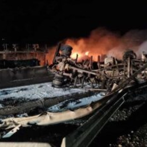 Cisternă cu motorină de 40 tone, distrusă de flăcări în Brăila. Șoferul a decedat carbonizat - VEZI VIDEO