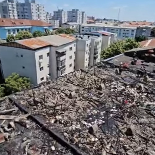 Incendiul de pe strada Mănăstirii din Slatina, stins de pompieri