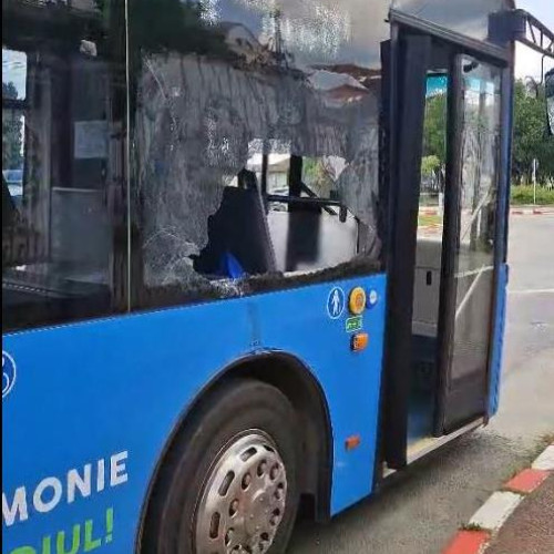 Autobuz electric implicat într-un accident la Focșani