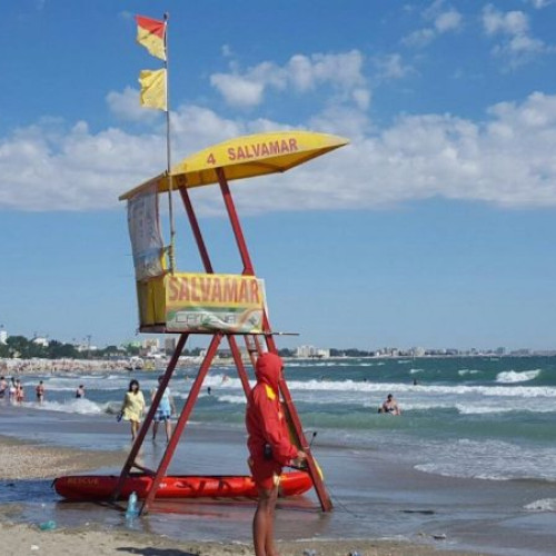 Incident pe litoral, după nerespectarea semnalelor de avertizare