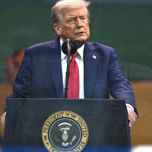 examinarea extinderii restricțiilor de calatorie de către administrația Trump