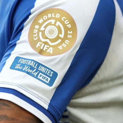 Palmeiras și FC Porto au încheiat la egalitate, scor 0-0, într-un meci din Grupa A a Cupei Mondiale a Cluburilor, disputat duminică pe MetLife Stadium din New York. Potrivit site-ului newsbucuresti.ro, partida a fost una echilibrată, fără goluri, în condițiile în care primele două jocuri din grupă s-au încheiat fără marcarea vreunui gol.