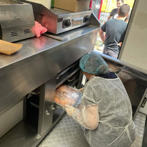 Controle sanitare la supermarketuri din București: sancțiuni în valoare de 340.000 de lei