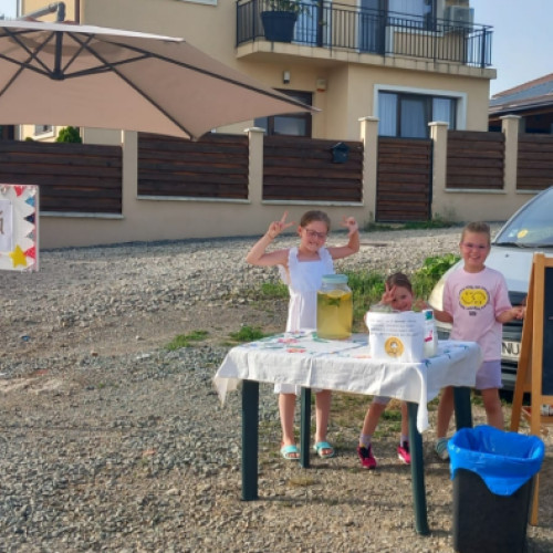 Abigail, o fetiță de 9 ani, organizează un eveniment caritabil pentru copiii nevoiași