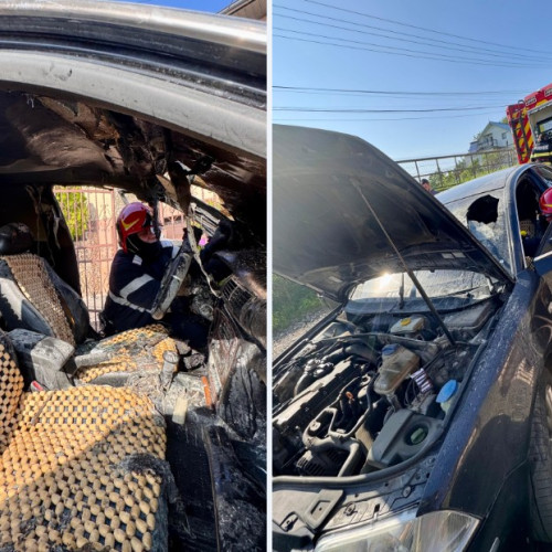 Mașină cuprinsă deflacări în curtea unei case din Darabani