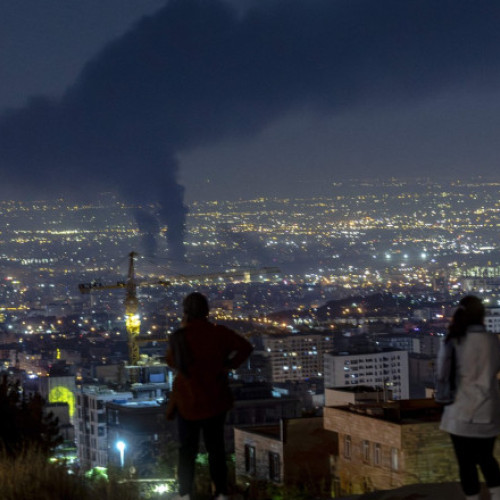 conflictul iran-israel escaladează în cea de-a cincea zi, în timp ce tensiunile din regiune se intensifică, potrivit unor surse autorizate. Sirenele au răsunat în multe zone din nordul Israelului după detectarea unui nou atac cu rachete provenind din Iran. Fortele de apărare israeliene au anunțat că au interceptat mai multe proiectile și că, în urma loviturilor, nu au fost raportate victime.