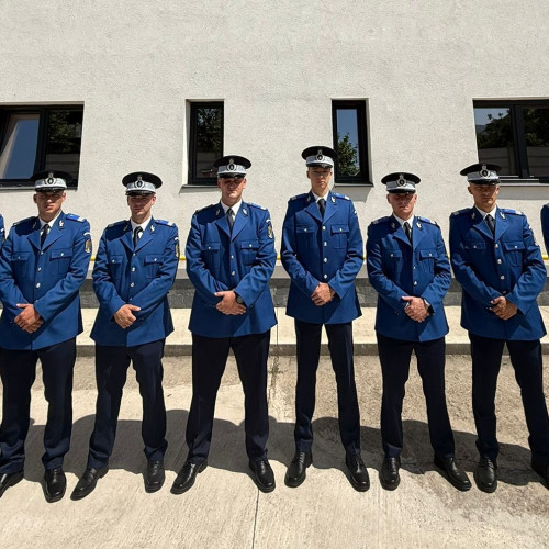 Opt noi colegi de la Jandarmeria Alba au început activitatea