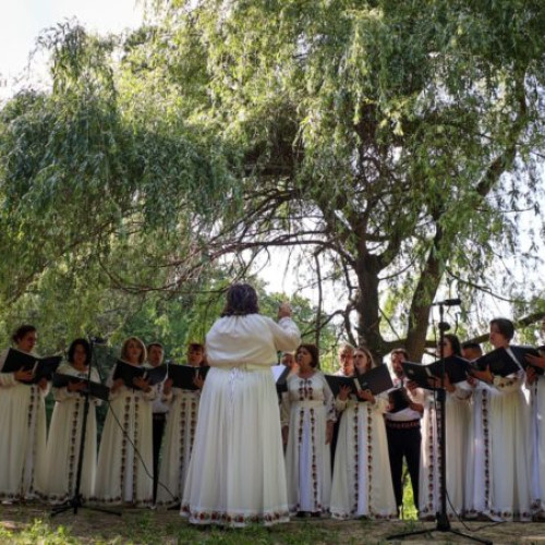 festivitate de premiere a concursului național de poezie și interpretare critică a operei eminesciene la ipotesti