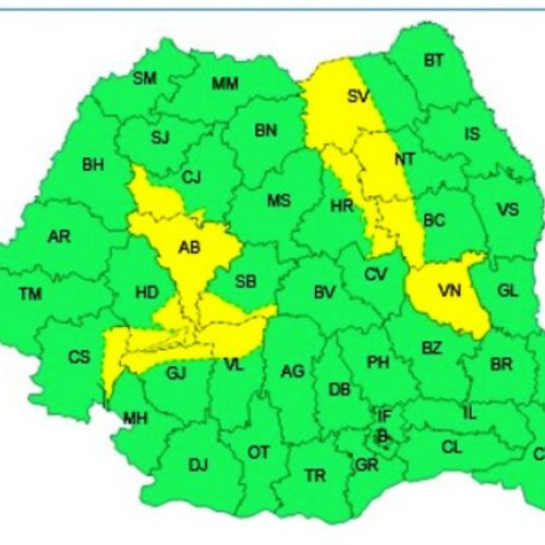 Avertizare de cod galben pentru instabilitate atmosferică în Vrancea