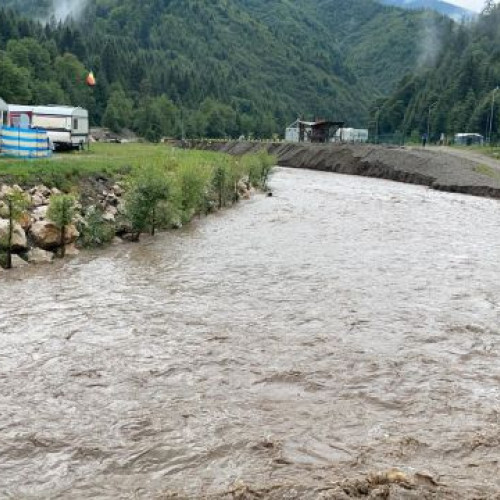 Pericol de viituri și inundații în mai multe județe din țară