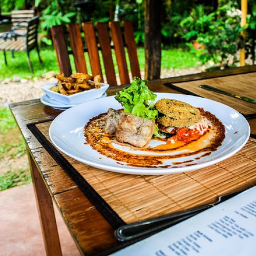 românia, pe locul trei în lume în creșterea cheltuielilor pentru mesele în oraș, potrivit datelor Colliers