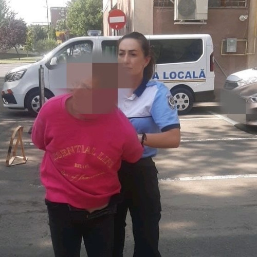 Un bărbat internat la psihiatrie după o intervenție a polițiștilor locali în Arad