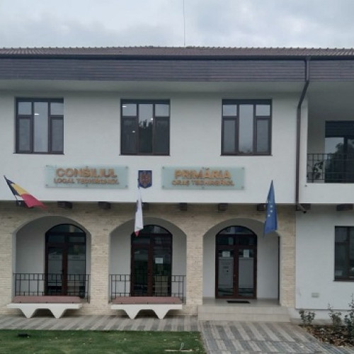 Techirghiol. Lucrări pentru decolmatarea canalului colector pentru a preveni inundațiile