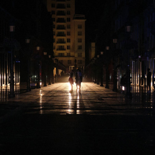 blackout masiv în Spania și Portugalia cauzat de incapacitatea de a controla voltajul în rețea