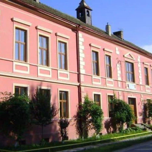 Liceul tehnologic din Jidvei va fi dotat cu echipamente digitale în valoare de aproape un milion de lei