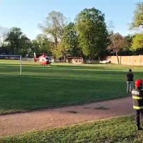 Elicopter SMURD, în acțiune pentru un pacient în stare critică la Dorohoi