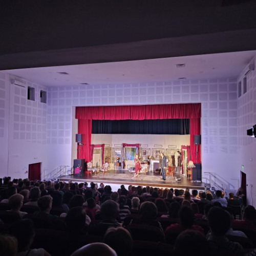 spectacol de teatru la Buftea, sold-out rapid și eveniment de successo