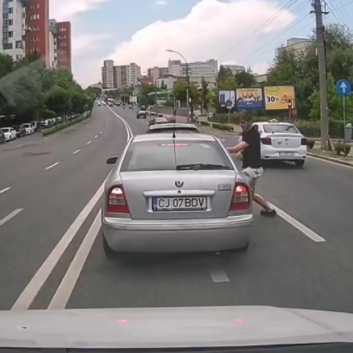 conflict violent în trafic pe strada Observatorului din Cluj-Napoca