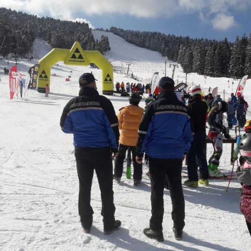 Recomandări pentru turiști din Alba, de la Jandarmi. Ce trebuie să respecte în weekend cei care merg la munte