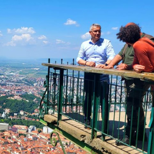 Un posibil skywalk de sticlă pe Masivul Tampa, o investiție promițătoare pentru turismul din Brașov