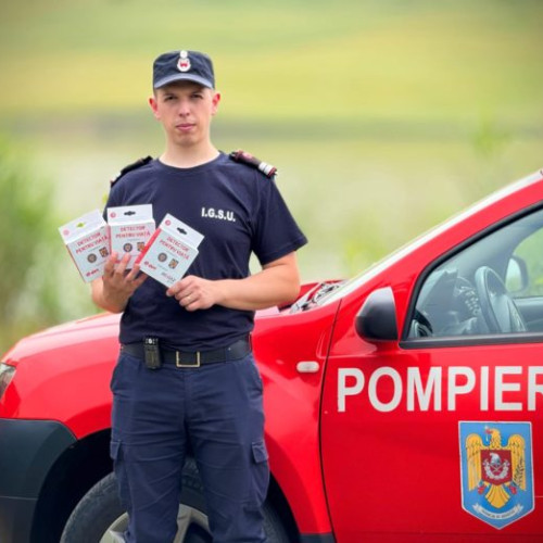 500 de detectoare de fum și monoxid de carbon instalate gratuit în județul Botoșani în două săptămâni